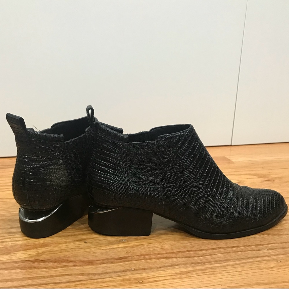 [SOLD] Alexander Wang Kori lizard embossed booties